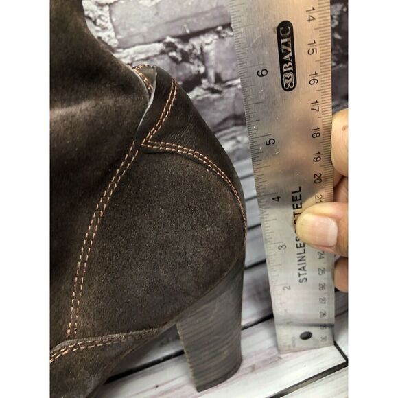 N.D.C. Made by Hand Brown Suede Leather Heel Ankle Boots Shoes Women Sz 39EU/8.5 - Picture 11 of 16